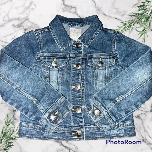 Girl’s Size 5/6 Jean Jacket - Picture 1 of 4